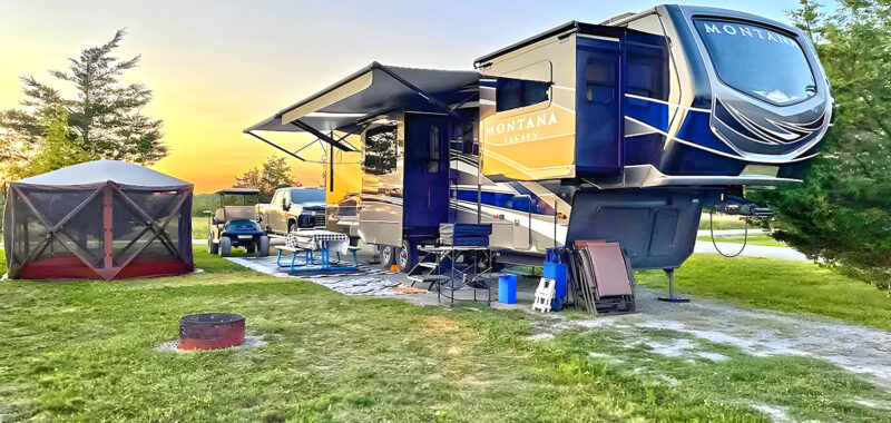 18 Must-Know Tips for Full-Time Fifth Wheel Living with Kids & Pets