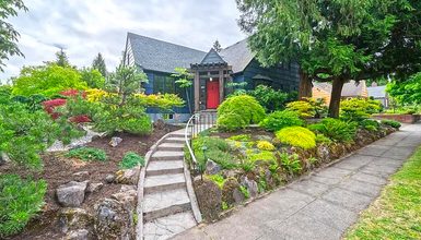 1938 Tudor House