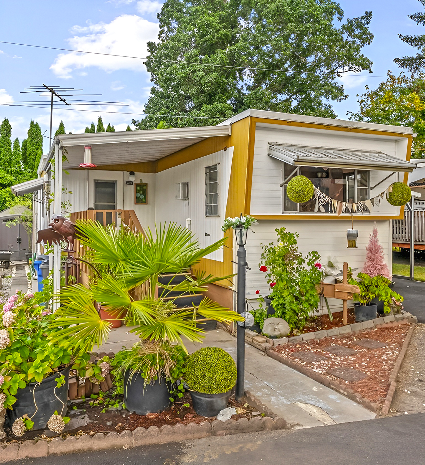 1964 Single Wide Mobile Home Remodel: Inspiring Exterior & Interior Makeover Ideas
