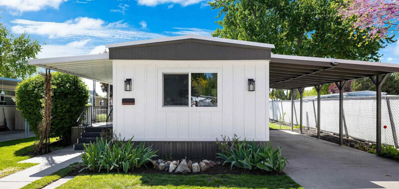 A 1977 Single Wide Gets a Modern Makeover