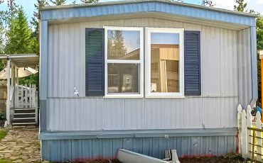 Step Inside a Charming 1979 Single Wide Mobile Home: Inspiring Makeover Ideas