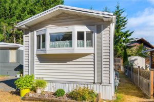 1986 Single Wide Mobile Home Makeover