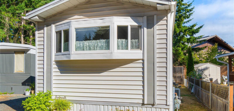 1986 Single Wide Mobile Home Makeover