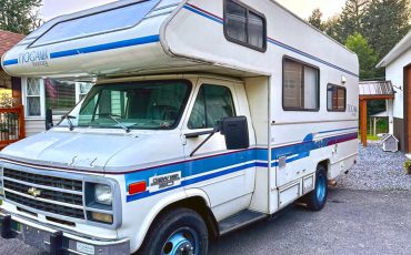 1993 Tioga Class C RV Motorhome Remodel That Feels Like Home