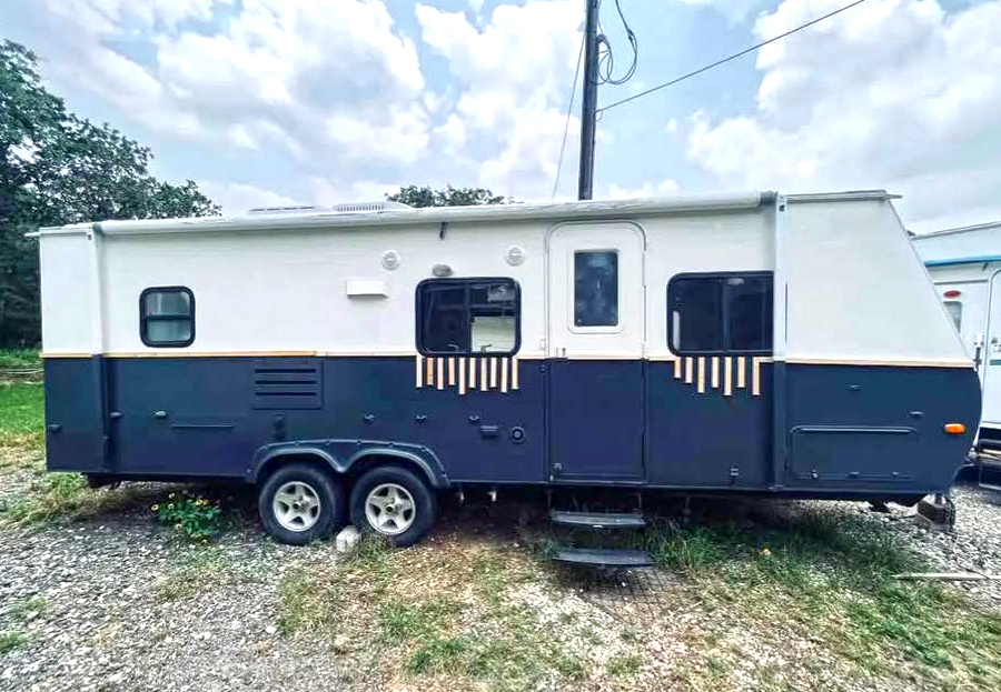 2009 Dutchmen Zoom Travel Trailer Makeover