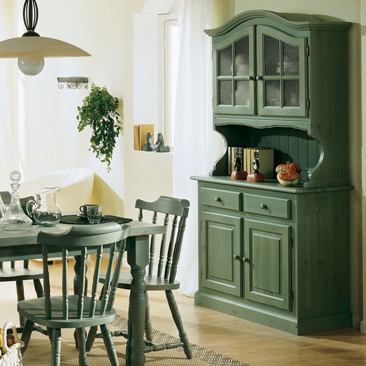 old-fashioned country kitchen cabinets