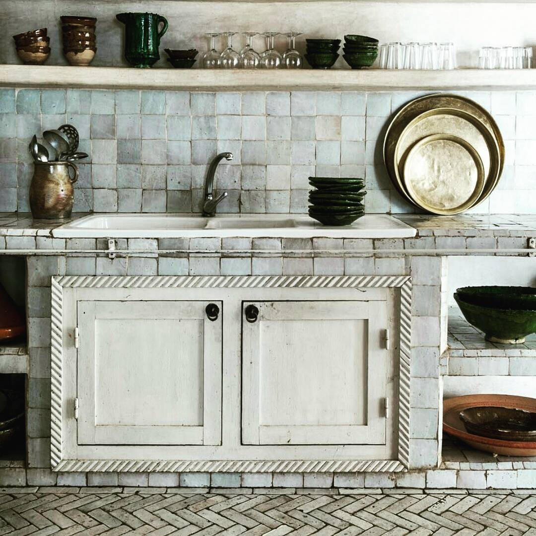 country-kitchen-tiles