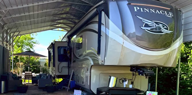 2019 Jayco Pinnacle RV: Inspiring Fifth Wheel Remodel Ideas
