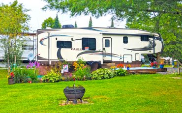 30 RV Lot Landscaping Ideas: Permanent RV Site Designs for Every Style