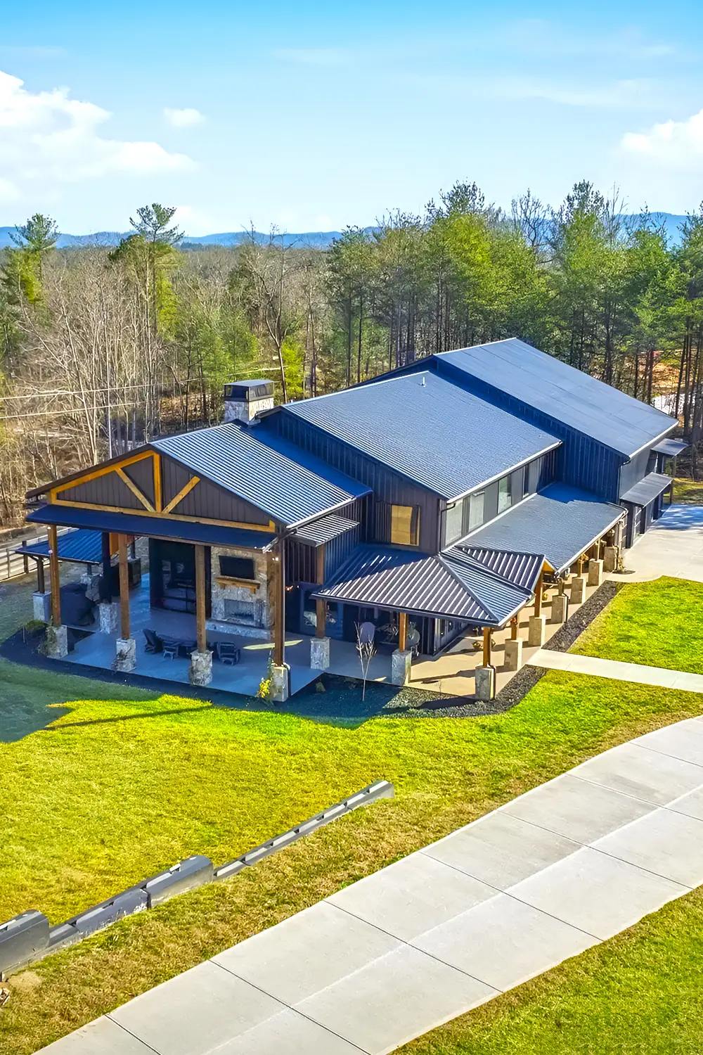 Barndominium Front Porch Ideas