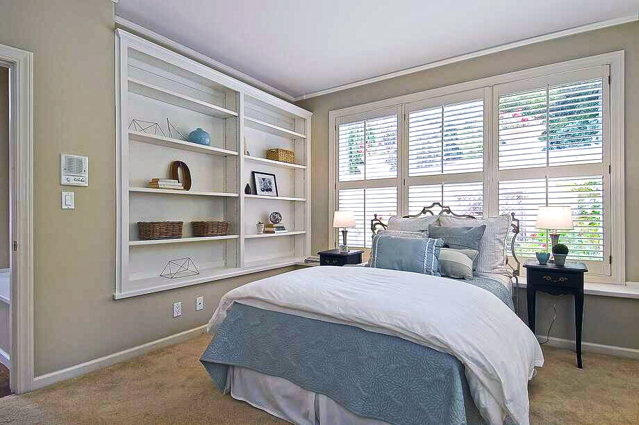 Bedroom-Built-In-Minimalist Floating Cabinets