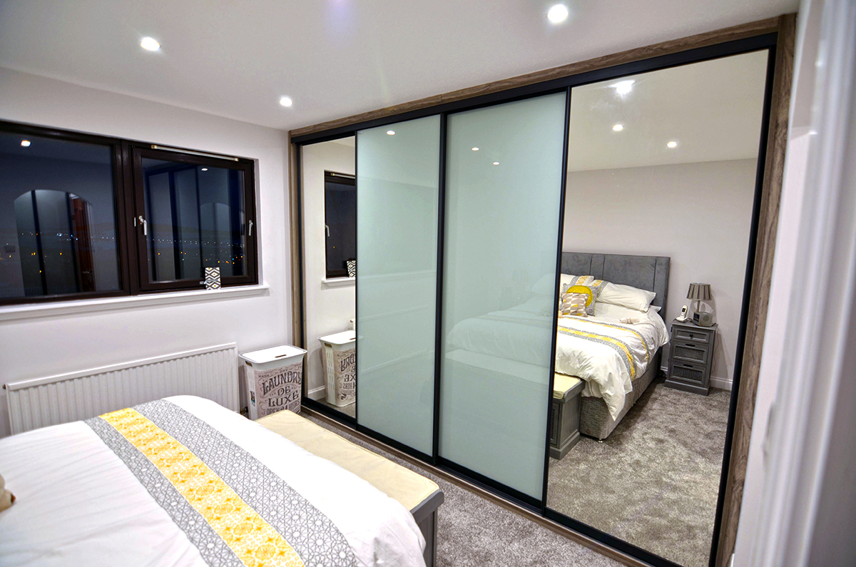 Bedroom-Built-In-Mirror Front Cabinets