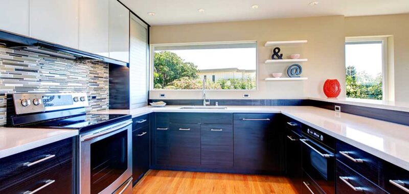 How to Choose the Best Wood for Your Kitchen Floor