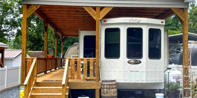 Stunning Camper Porch Design Ideas