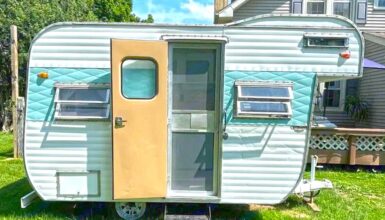 Vintage Camper Trailer Makeover