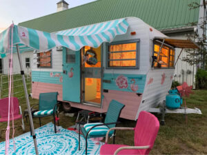 Charming Retro Caravan Makeover