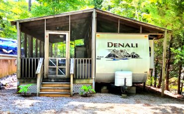 Denali Camper With Screened Porch: Inspiring RV Remodel Ideas