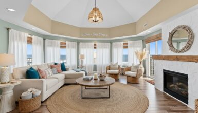 How to Decorate a Beach House Living Room in Boho Style