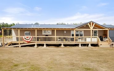A-Look-Inside-This-Single-Wide-Mobile-Home-Makeover