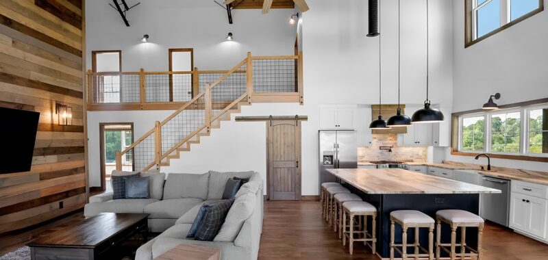 Rustic Luxury Barndominium Interior Design Ideas