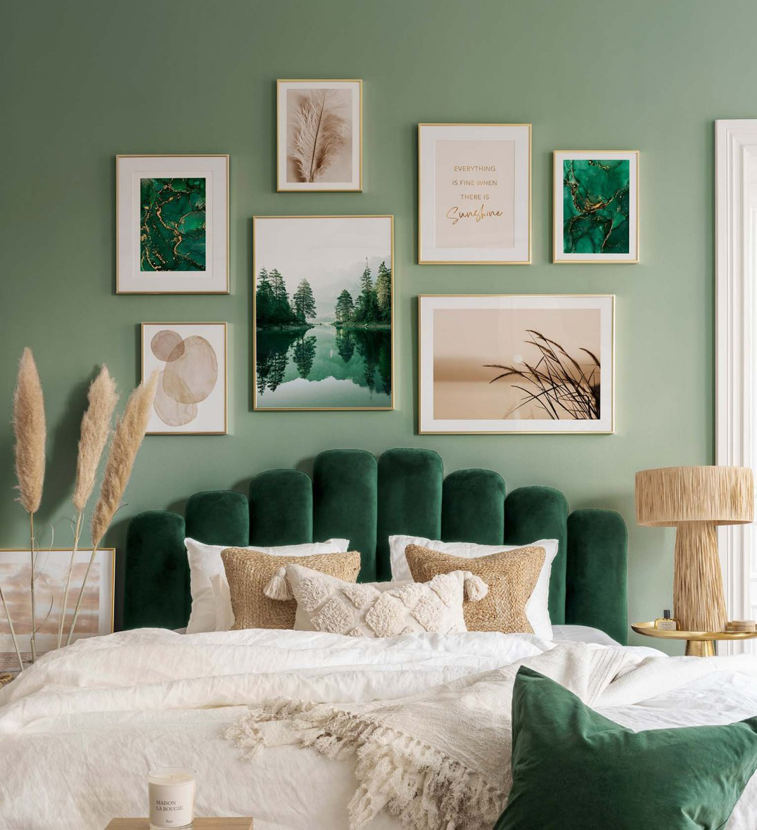 Master-Bedroom-Photo-Wall-Nature-Inspired Layout
