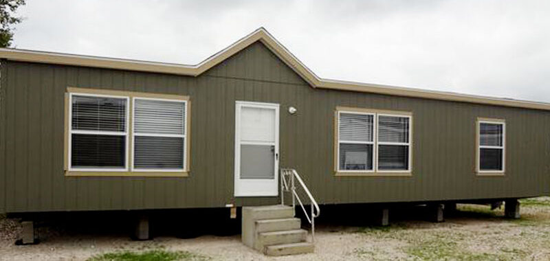 5 Best Mobile Home Screen Doors (Buying Guide)