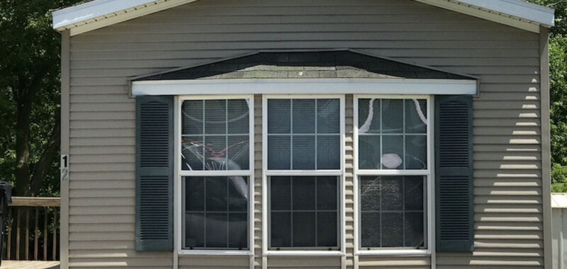 5 Best Mobile Home Windows (Buying Guide)