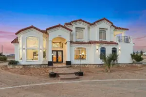 Modern Hacienda Style Home: Key Features & Design Cues for Effortless Living