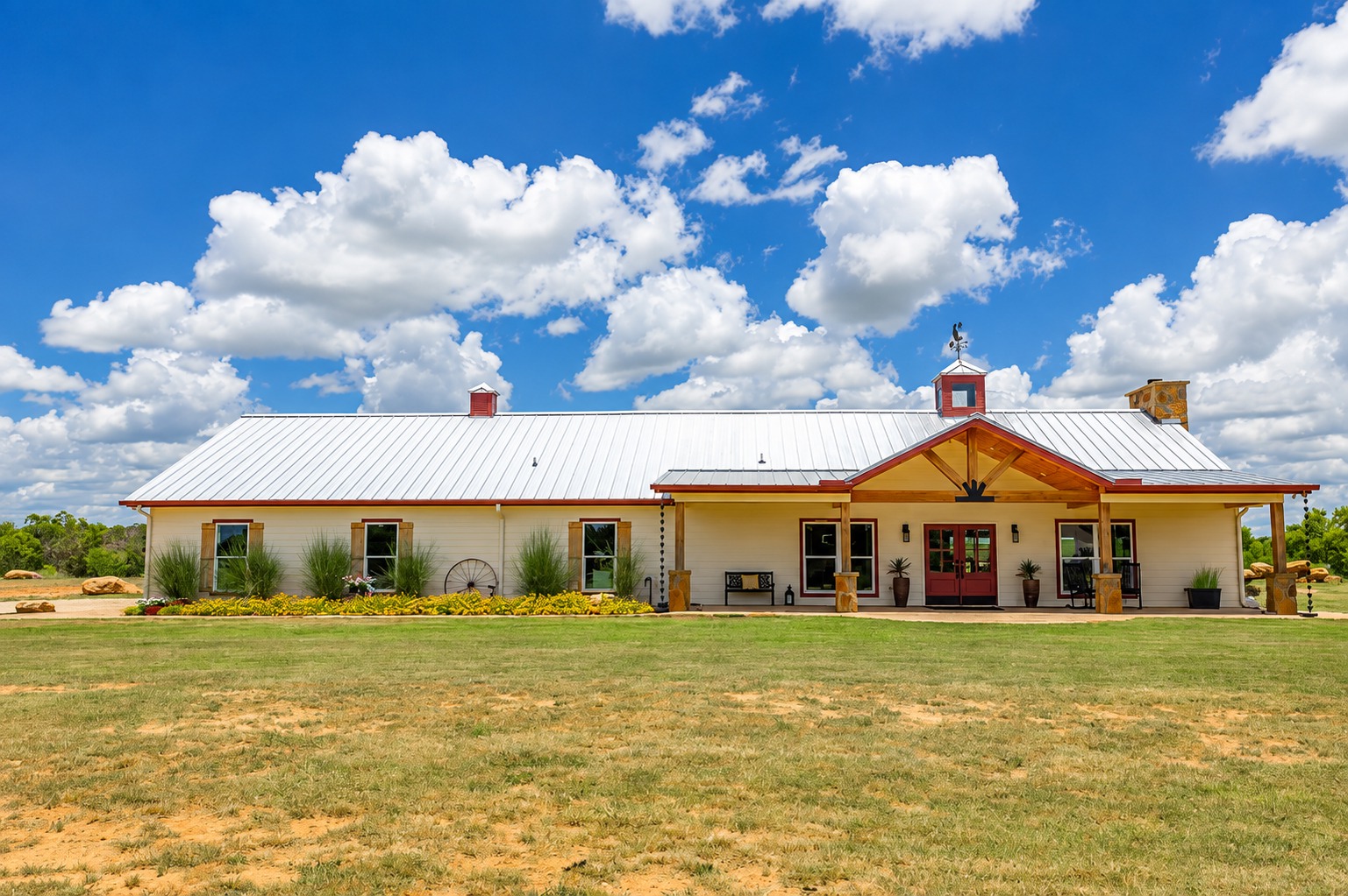Modern Ranch House With Rustic Country Charm