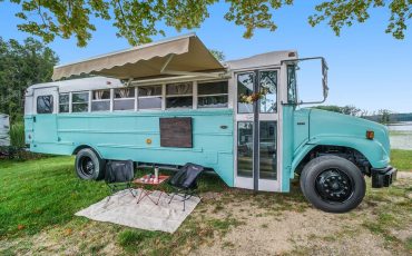 RV Motorhome Interior Design Ideas That Make Small Spaces Feel Spacious