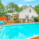 Ranch-House Pool