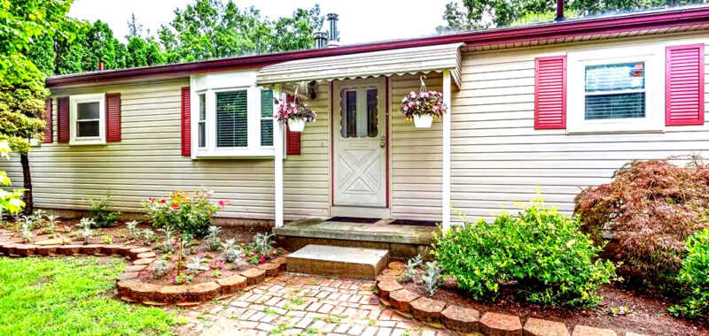 15 Single Wide Mobile Home Landscaping Ideas