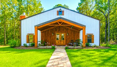 Small Barndominium