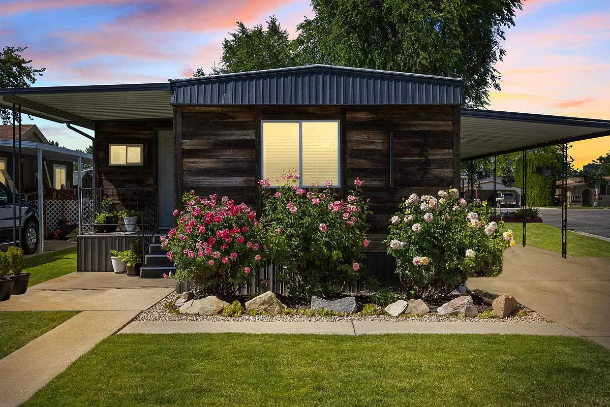 Step Inside This 1973 Single Wide Mobile Home Remodel