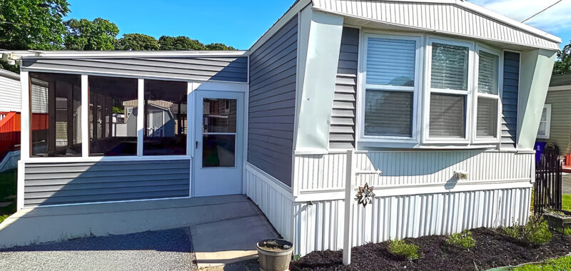 Stunning 1984 Single Wide Mobile Home: Inspiring Exterior & Interior Remodel Ideas