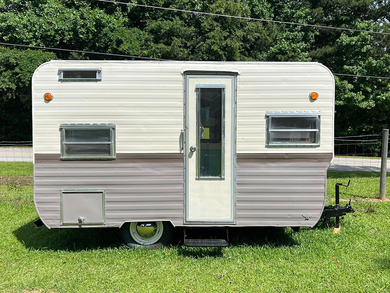 Stunning Caravan Makeover You’ll Love