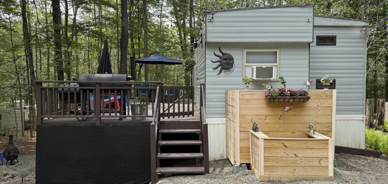 Step Inside This Trailer Home’s Bright, Modern Makeover Will Surprise You