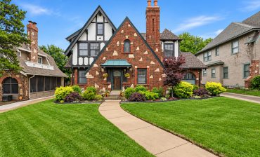 Tudor-House Exterior-Curb-Appeal